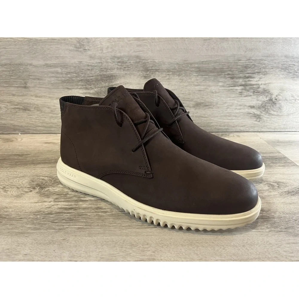 Cole Haan Men's Grand+ Chocolate/Ivory Leather Chukka Boots C36933‎ Size 8